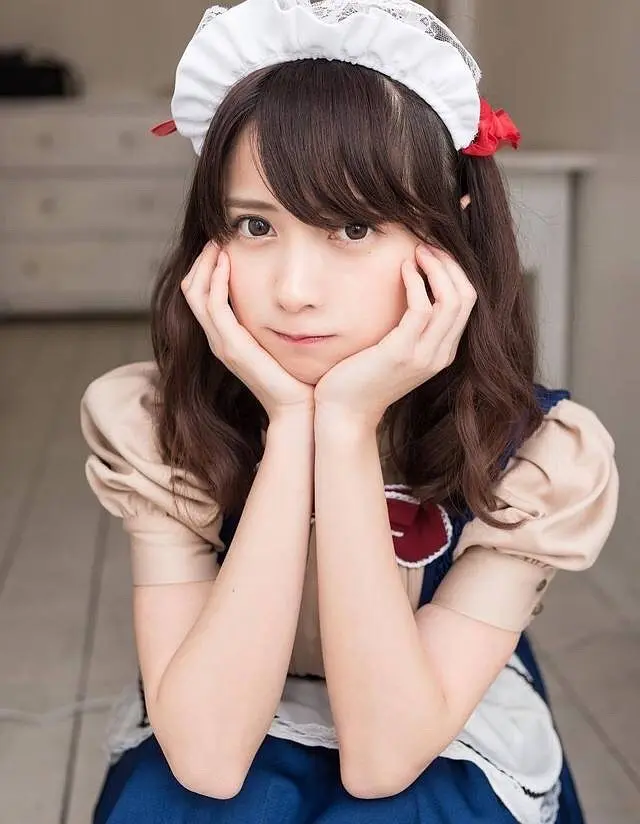 桃月なしこ